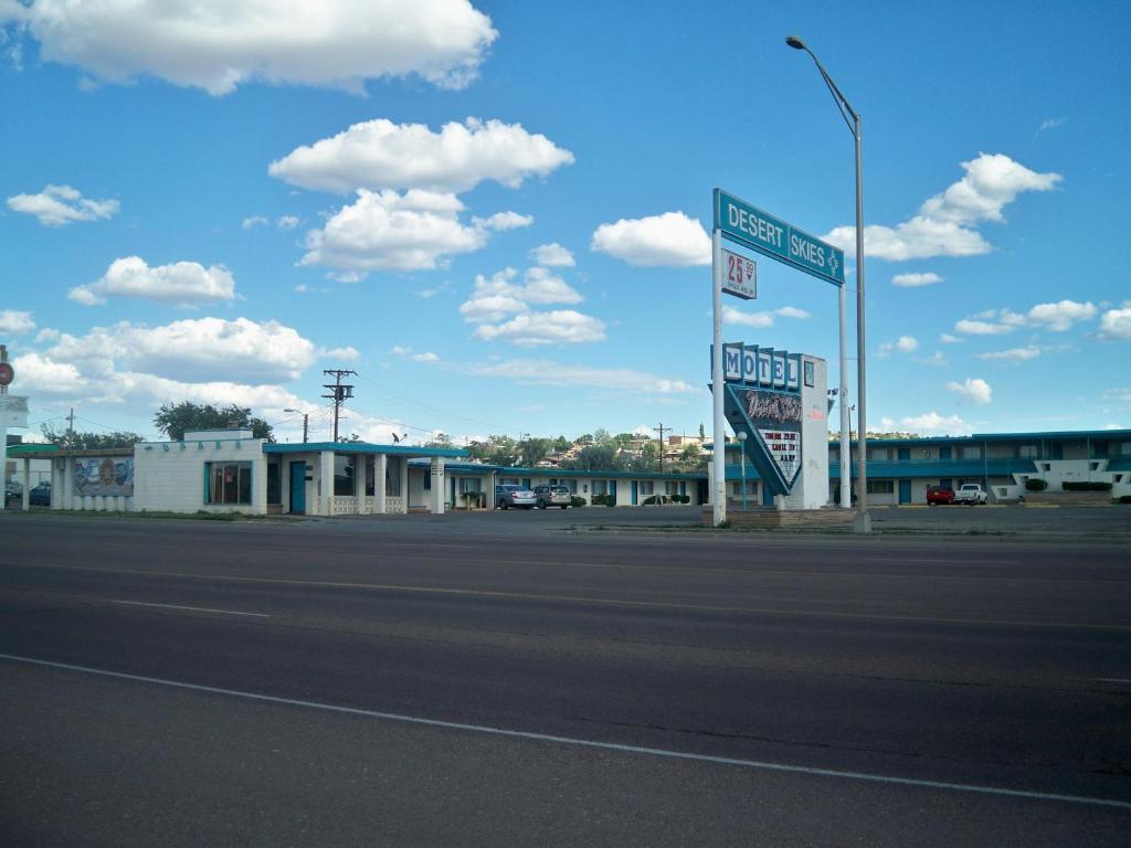 Desert Skies Motel Gallup Kültér fotó