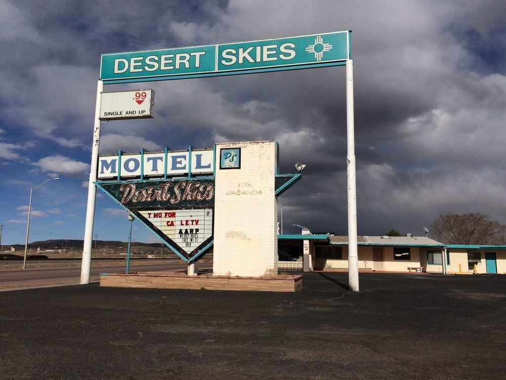 Desert Skies Motel Gallup Kültér fotó